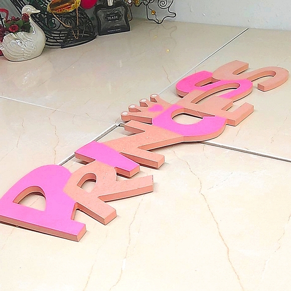 Other - 🔴 Pink Glittery Princess Wooden Wall Art